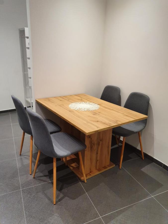 Smarte Dachgeschosswohnung Mit 2 Terrassen Direkt Am Hauptbahnhof Wien Eksteriør bilde